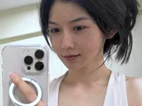 Pinky8386 live cam model