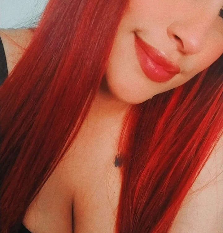 Sarah_dashax's Offline XXX Chat
