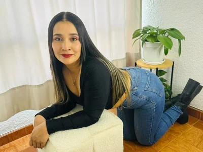 ChloeSaint_ - Girl 