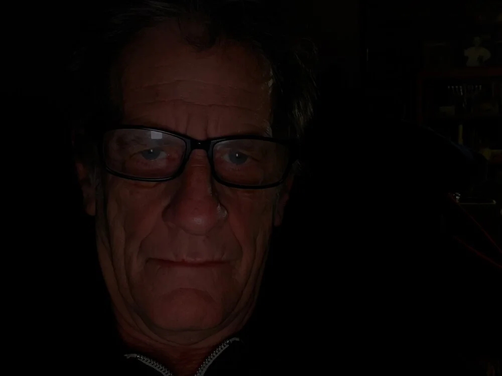 oldmandickie Adlı Modelin Çevrimdışı XXX Sohbeti