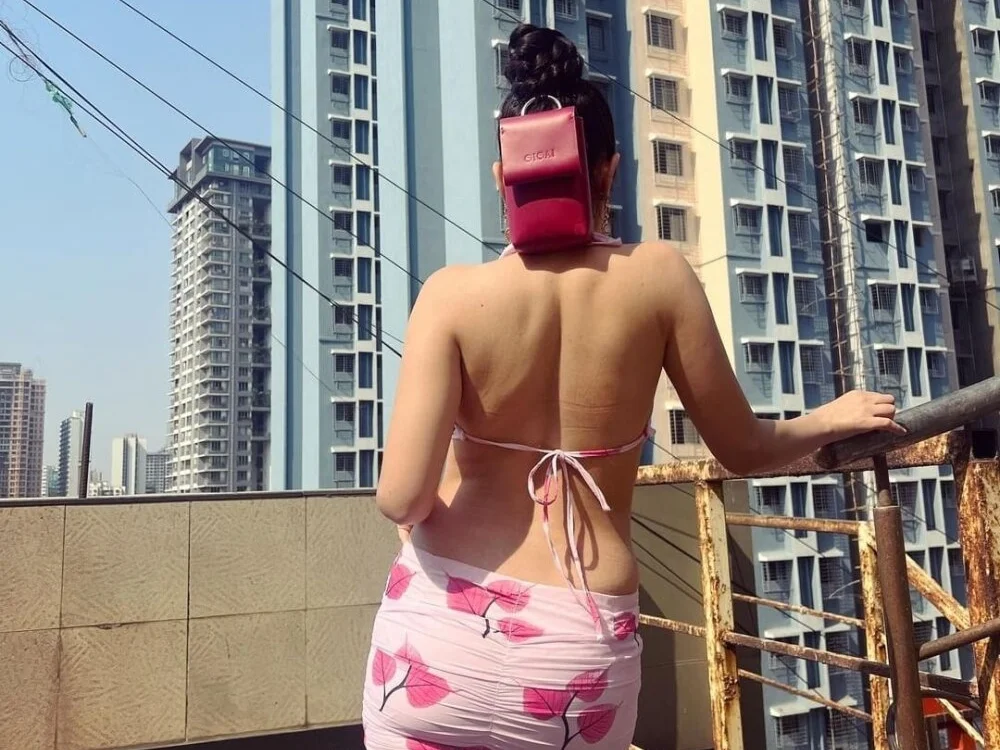 Nicole-wallace – Offline XXX chat