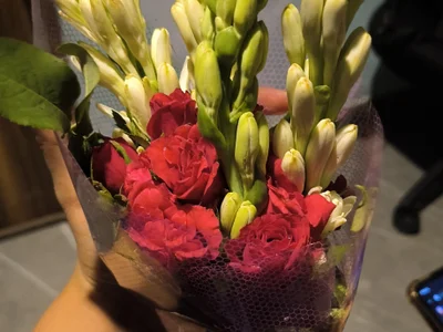 yours_priya_143 — live female cam