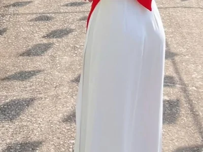 YuraHen - Girl 