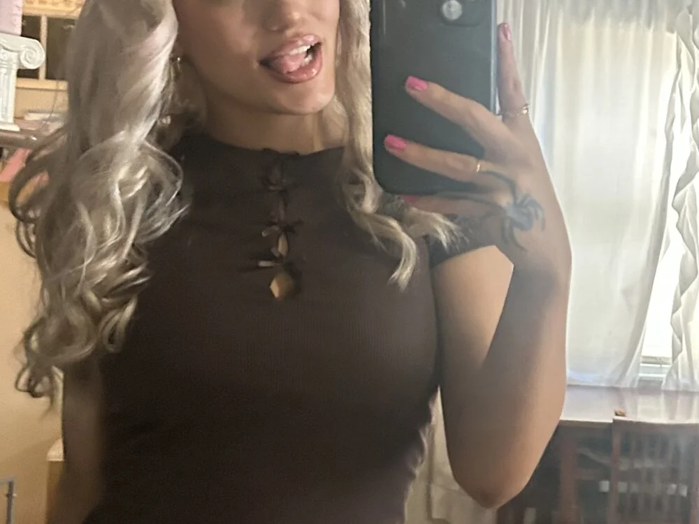 kaci_brooke's Offline XXX Chat