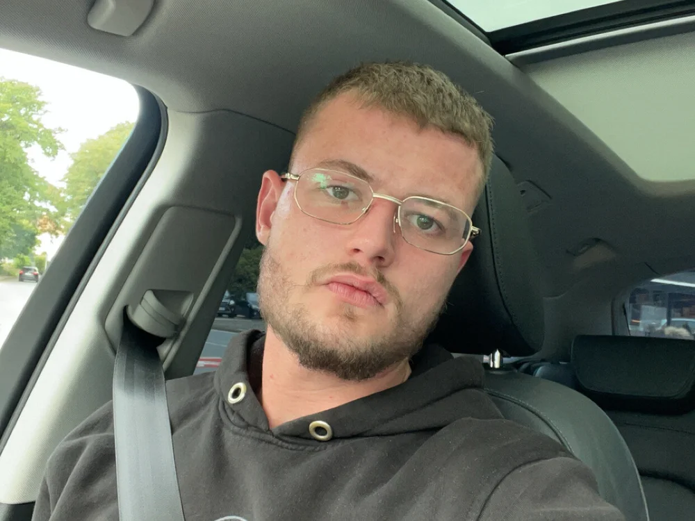 Pussylova69 offline chatrum