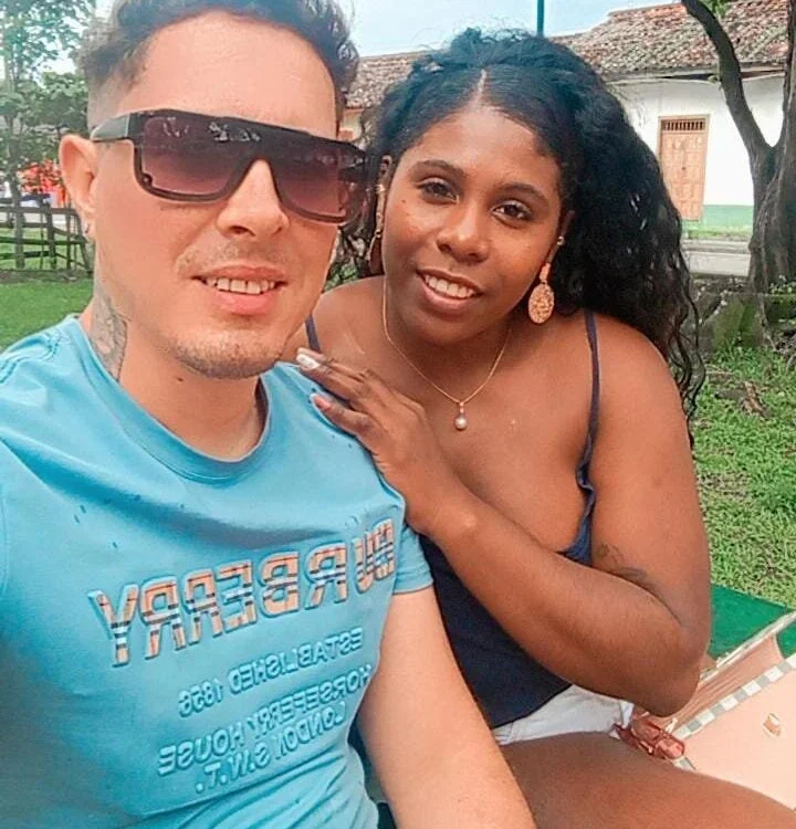 Fiery-combinationx's Live XXX Chat