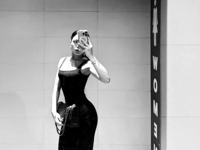 Vianininaa - Girl 