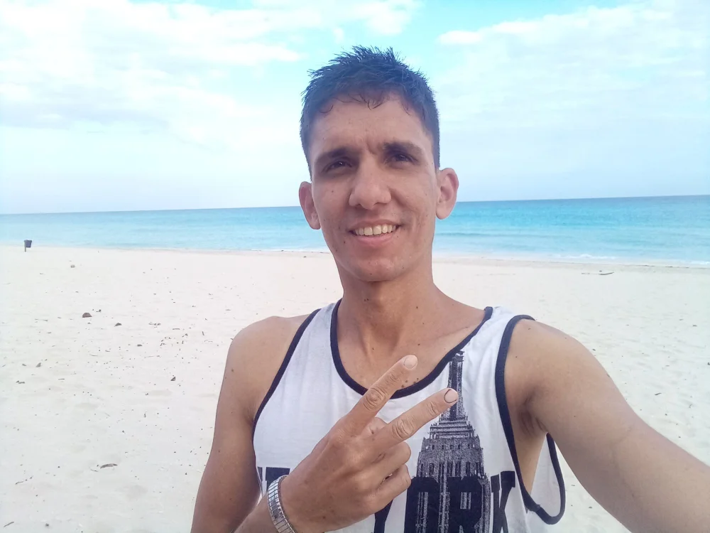 OpeningMind6969 offline chatrum