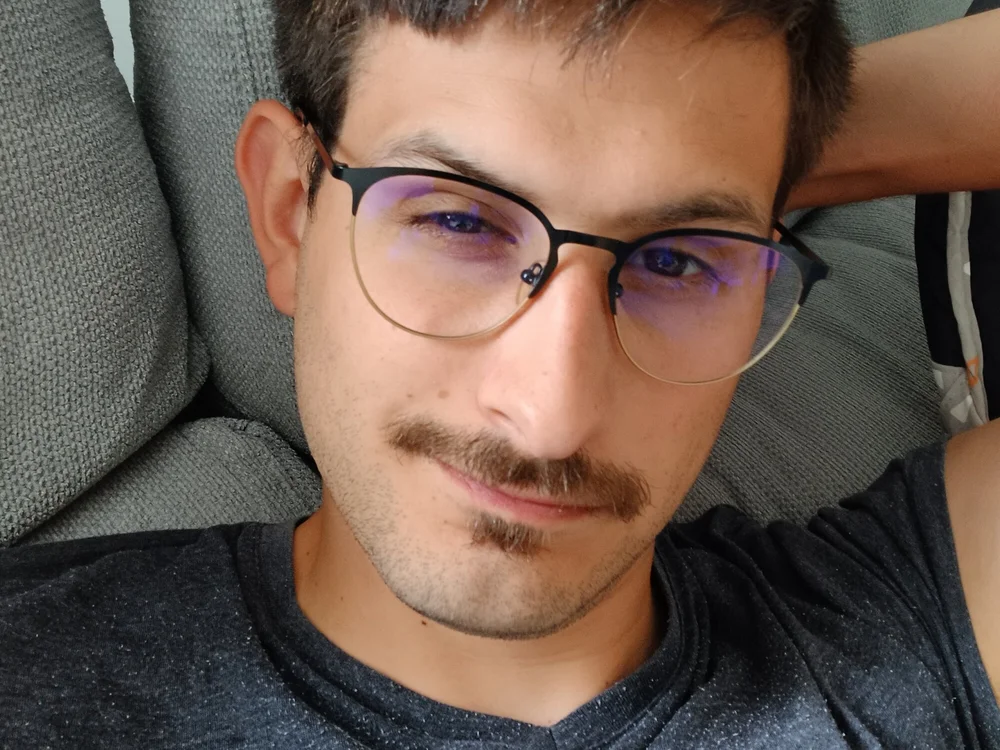 Ladyboyx1's Offline XXX Chat