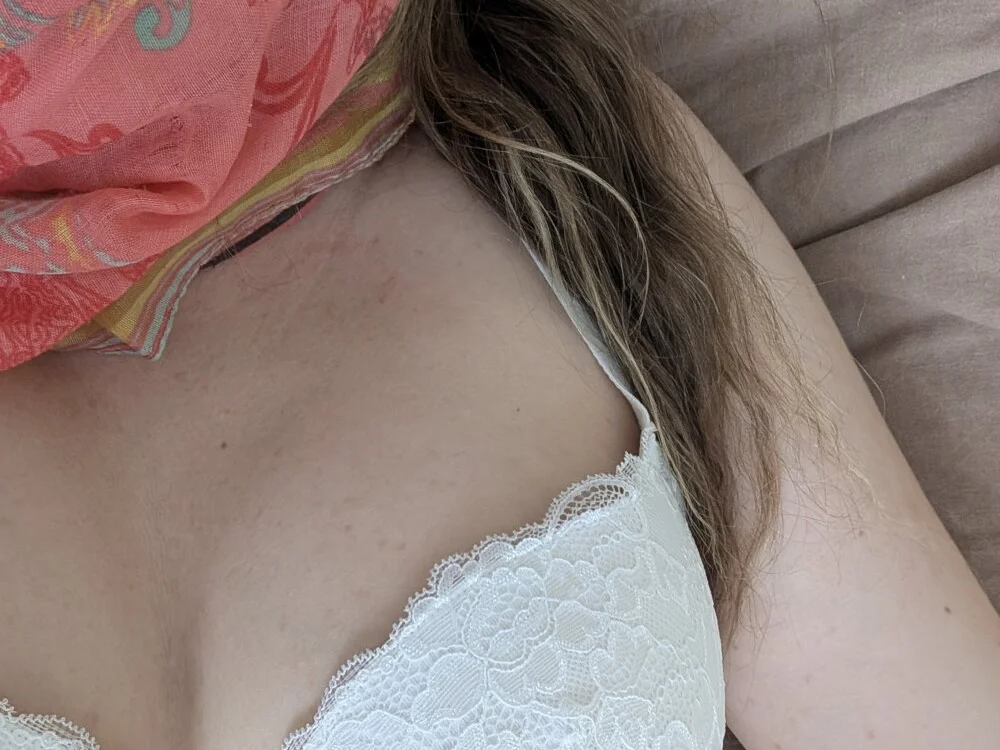 Miss-tease Offline XXX-chat