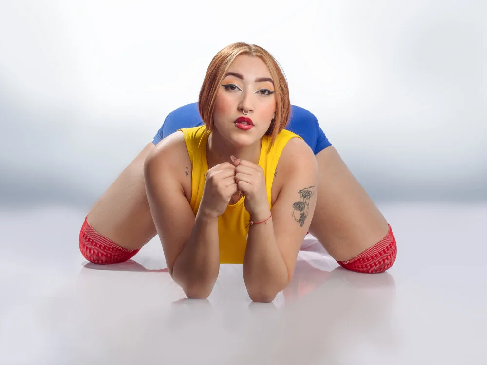 SHAYLA_SCARLETH's Offline XXX Chat