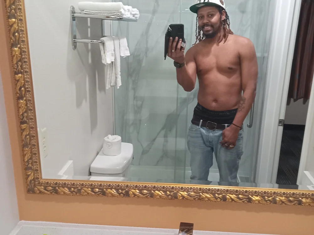 CandyMuscle111's Offline Chat Room
