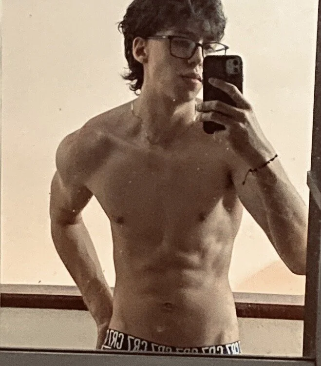 BigJose24cm's Offline XXX Chat