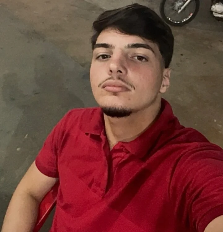 Gustavooo2020 离线XXX聊天