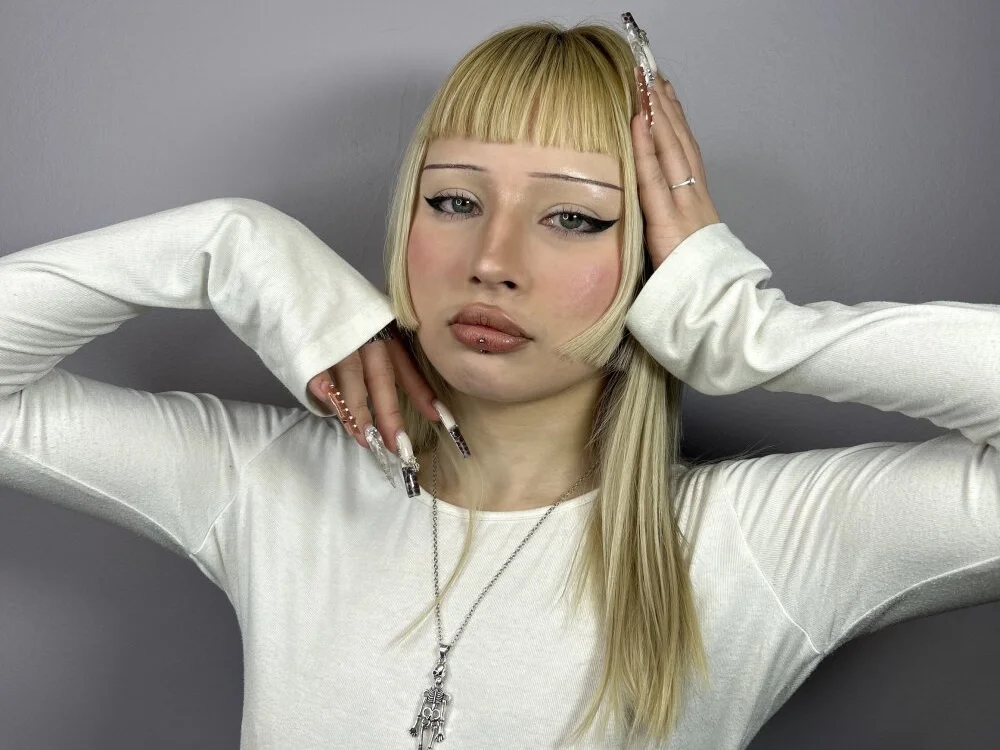 MagnoliaKwang Offline XXX-Chat