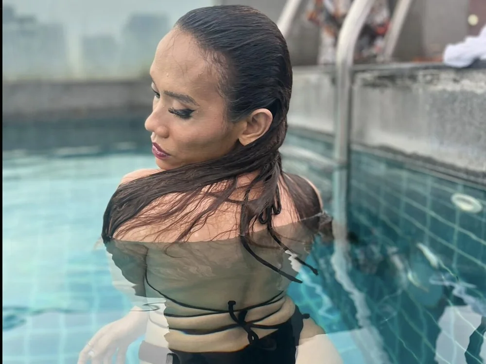 Chat +18 off-line de Miyahkoschakxx