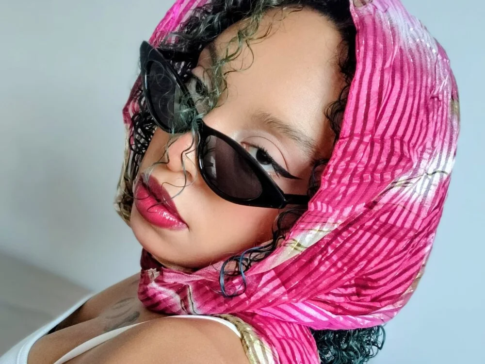 nessa_wine: офлайн-секс-чат