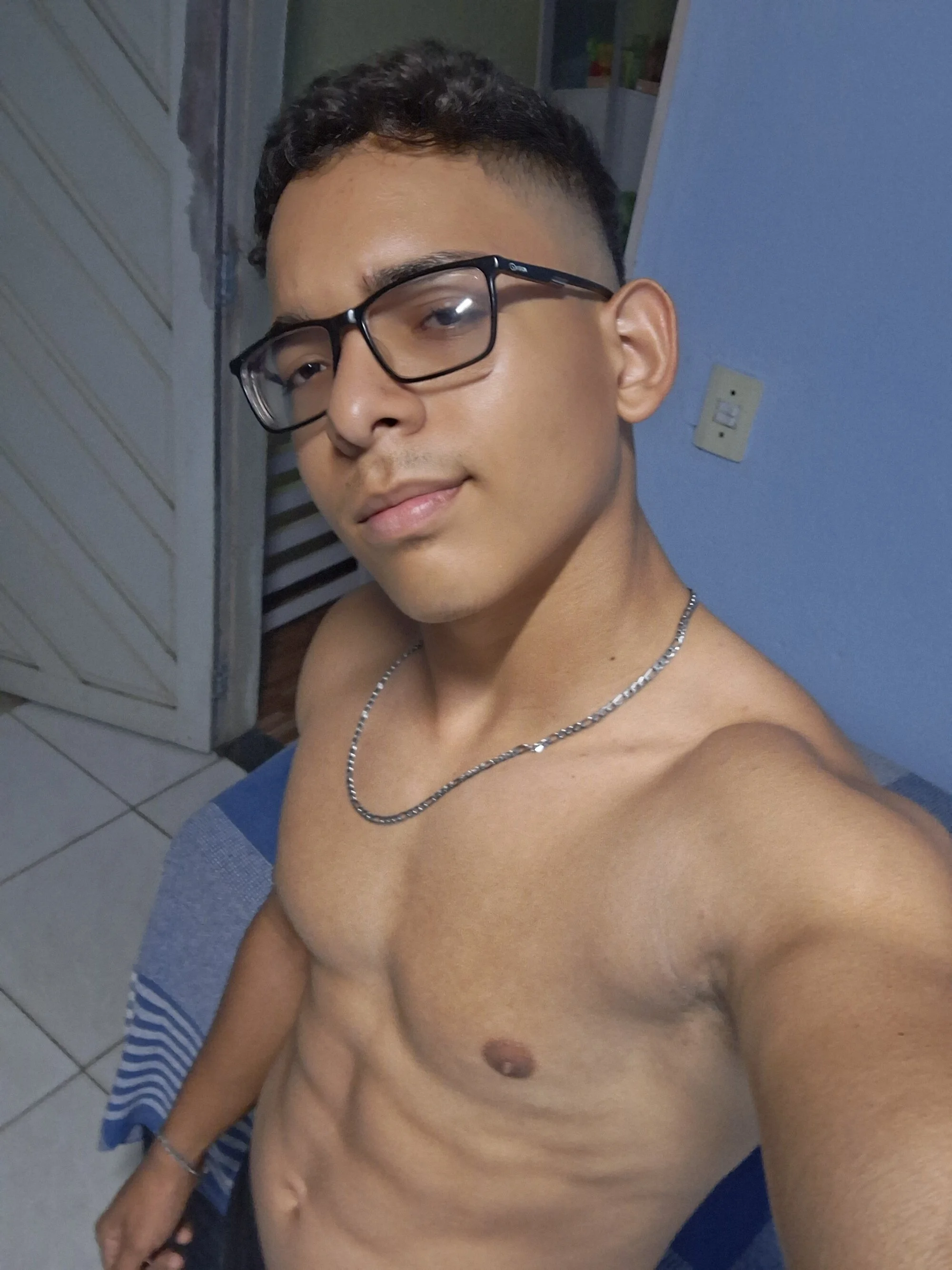 alecluan