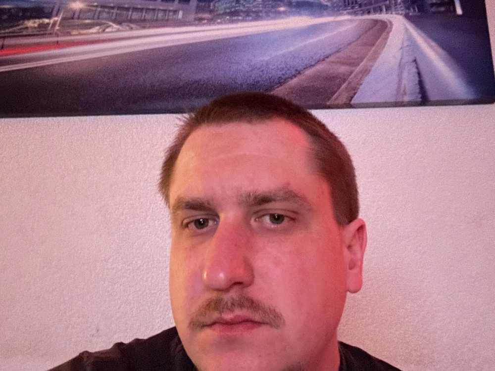AlexFrancey's Offline Chat Room