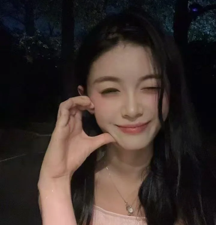 YY2222's Offline XXX Chat