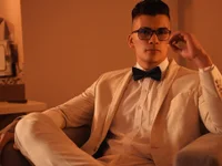 Модель seancarreraa