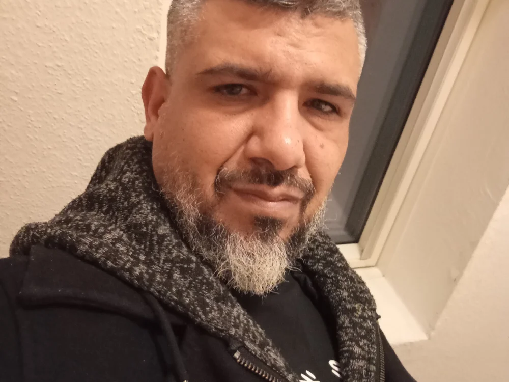 Miklos197n Offline chat-huone