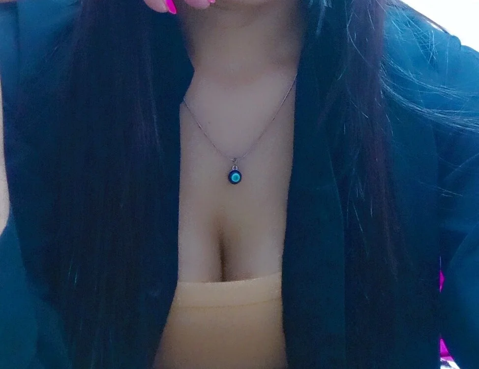 hotpooja1's Offline XXX Chat