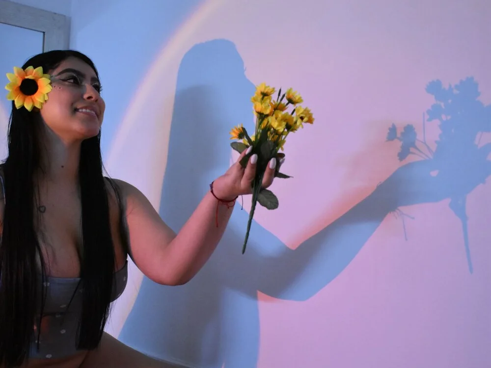 Emily_roux offline XXX-chat