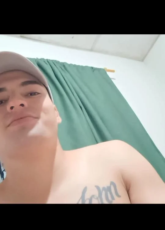 drhotjohn's Offline Chat Room