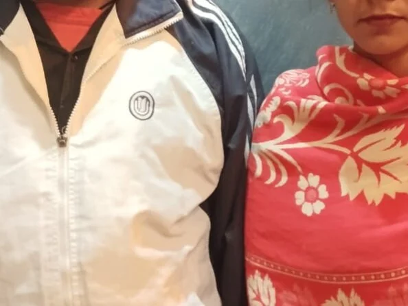 Roshni_11: συνομιλία ΧΧΧ εκτός σύνδεσης