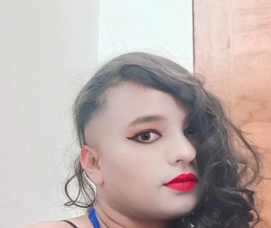 dolly_ladyboy offline chatrum