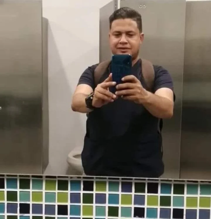 jose012000's Offline Chat Room