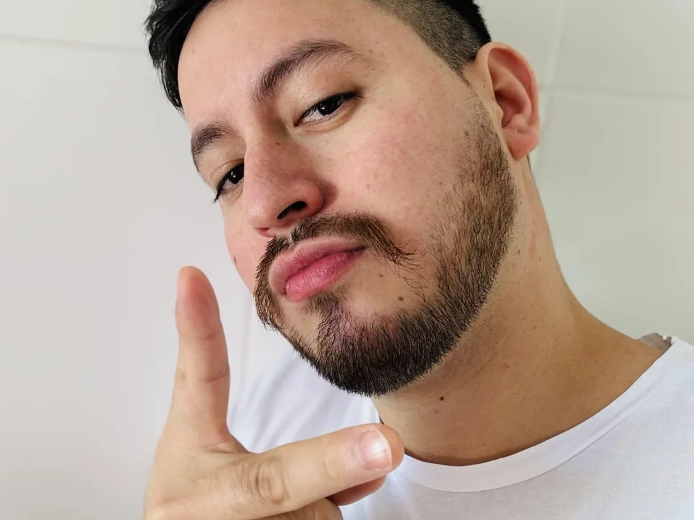 Chatroom XXX hors ligne de kanexxx6969