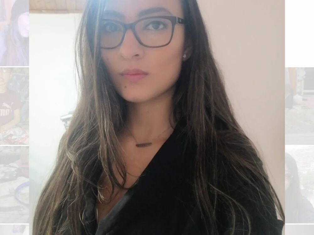 Blacky_Zoe23 offline XXX-chatje