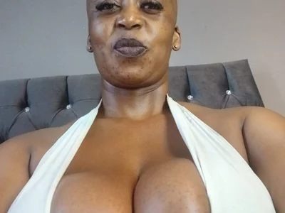 Big_BooBx