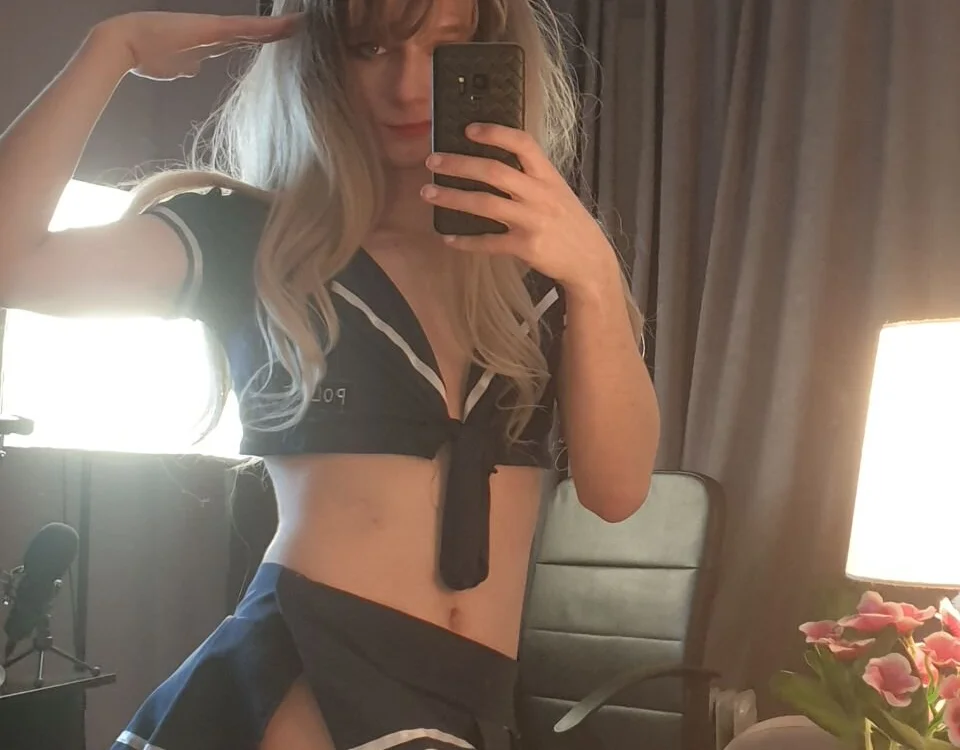 Sembang XXX Luar Talian LeoGuessMe