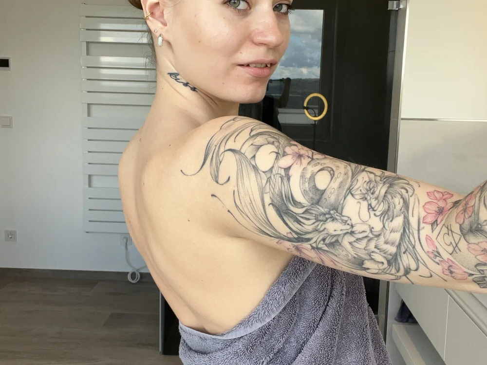Alona_Noire's Offline XXX Chat