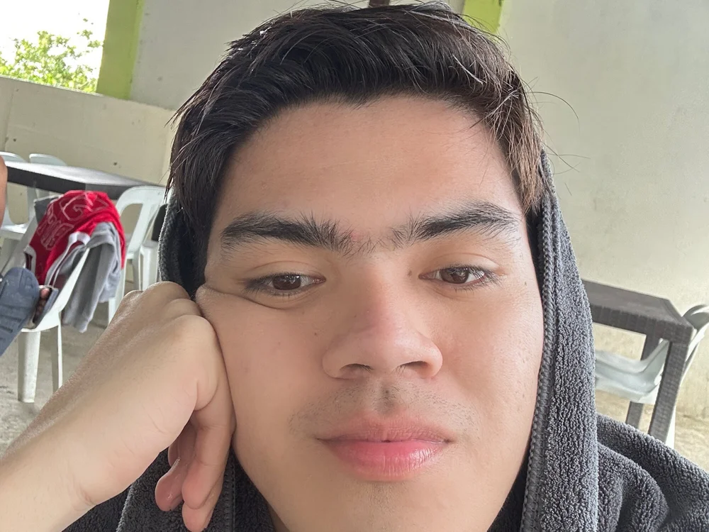 _ruszelxcx_'s Offline Chat Room