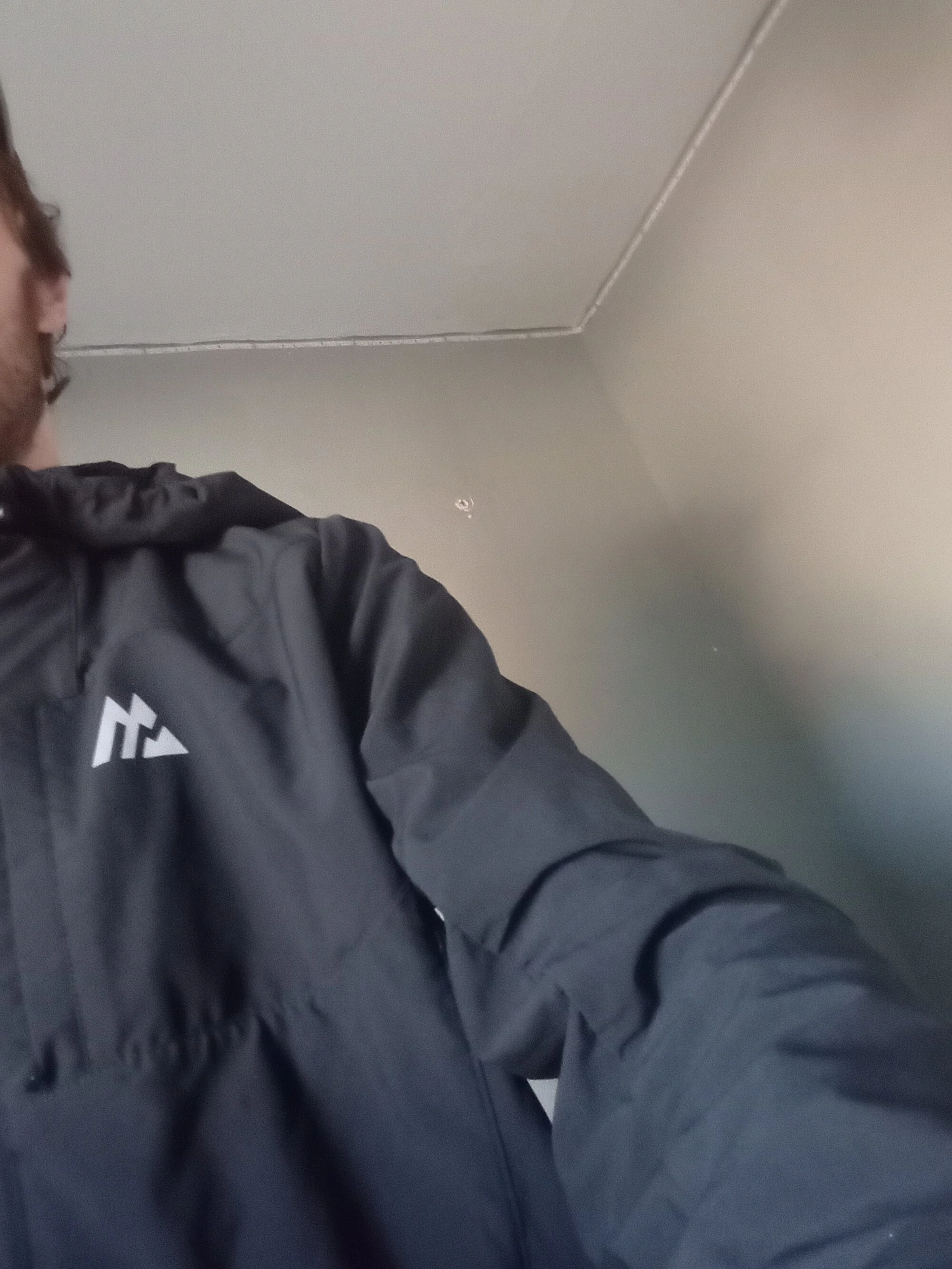 Ajjjjhughes live webcam