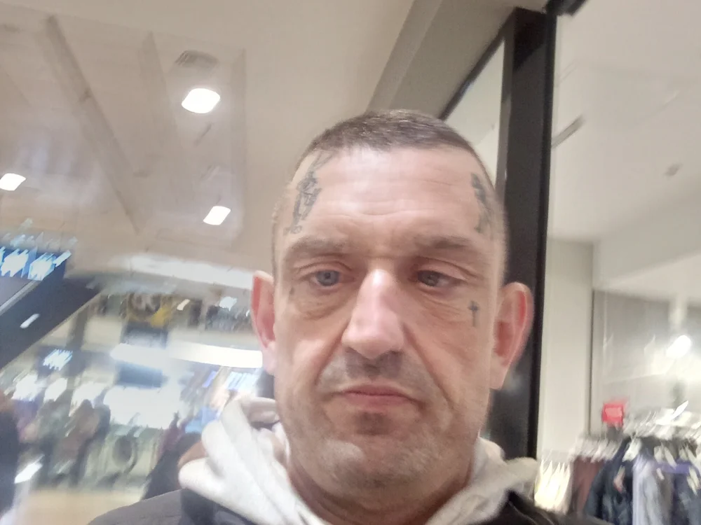 Karolllo12 offline chatrum