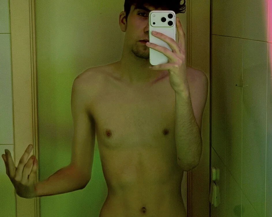 yohannex_ offline XXX-chat