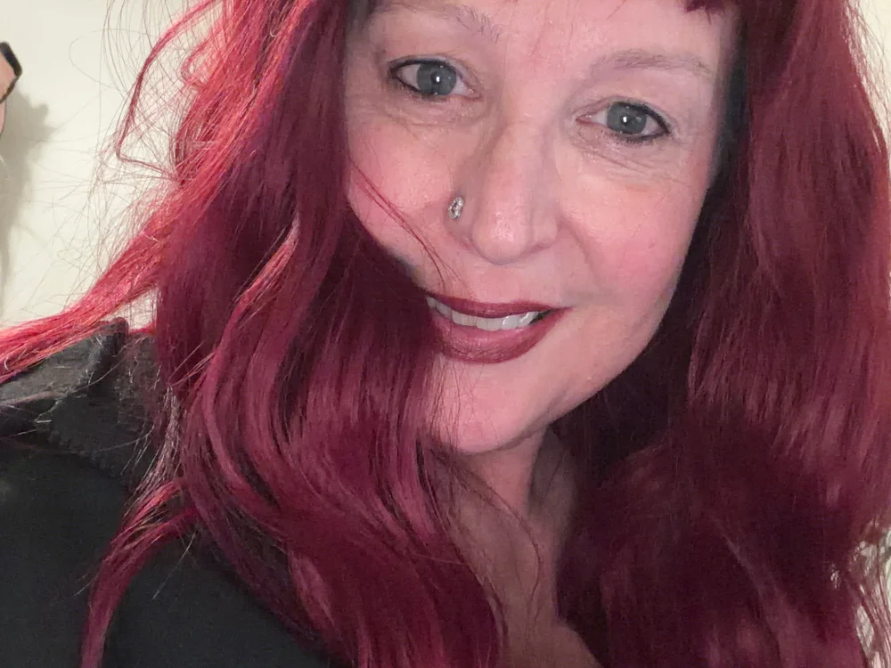 Offline XXX chat CheekyBustyBabe69