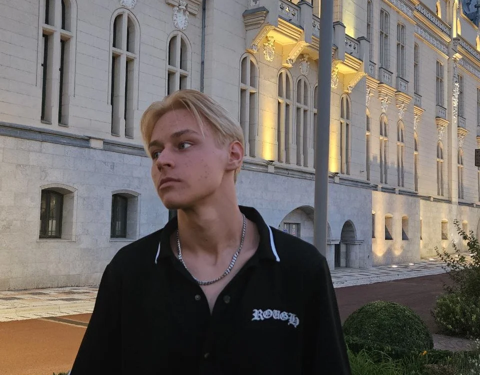 Dark__Skorp offline chatrum