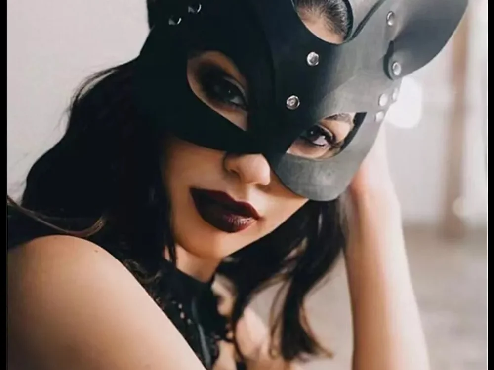 Carrol_Moll офлайн XXX чат