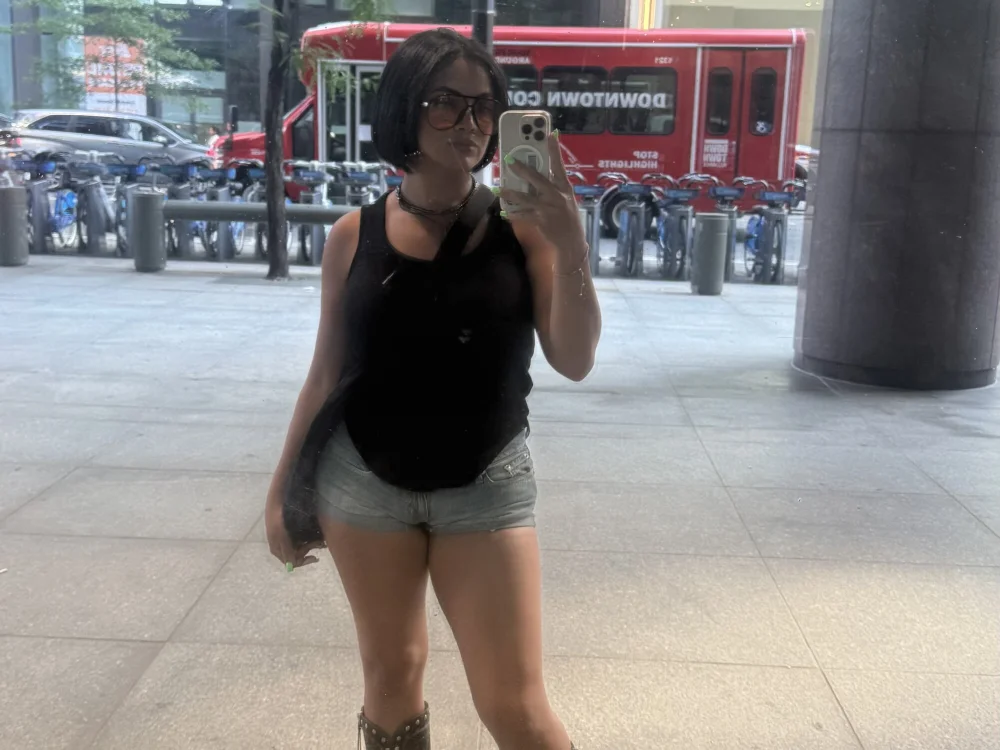 rosemami8888's Offline XXX Chat
