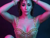 Модель Molly_McQueen