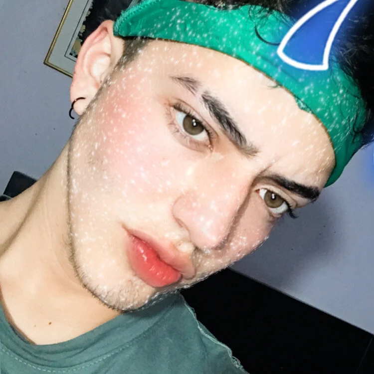 CriZtancho: συνομιλία ΧΧΧ εκτός σύνδεσης