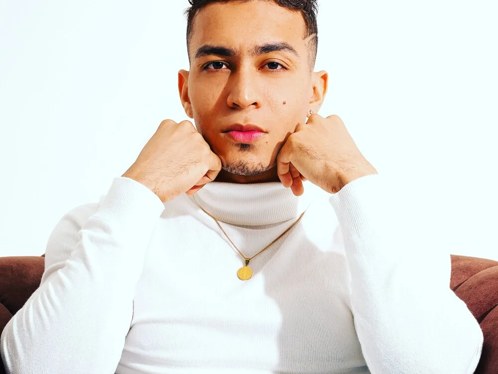 cristopher_22cm: συνομιλία ΧΧΧ εκτός σύνδεσης