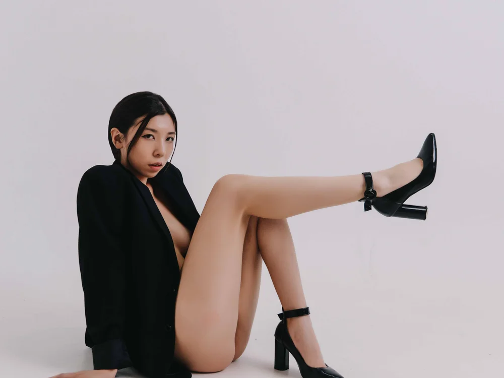 Mina_Mangetsu's Offline XXX Chat