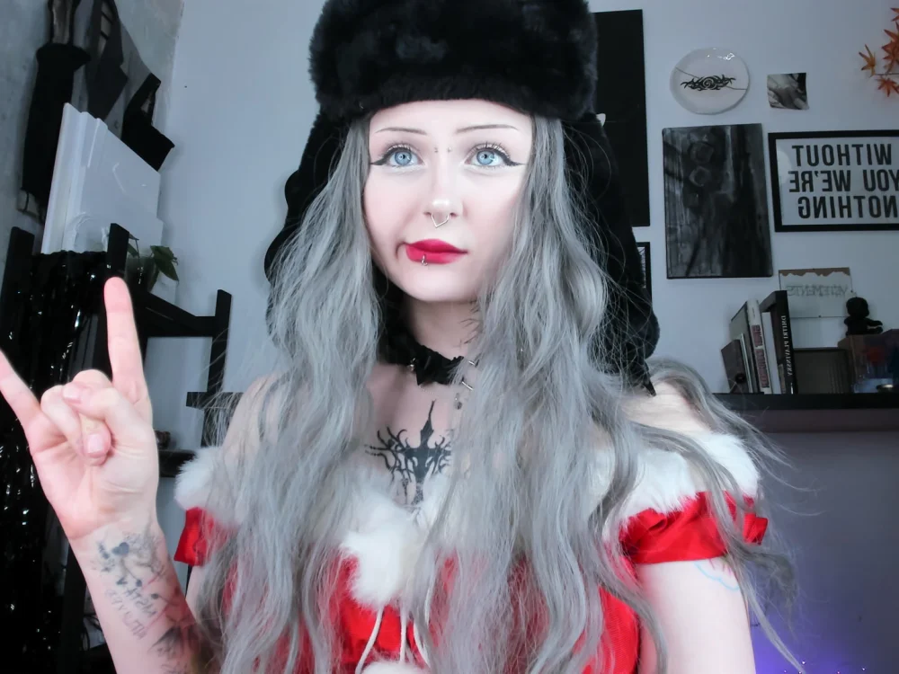 little_grinch666's Offline XXX Chat